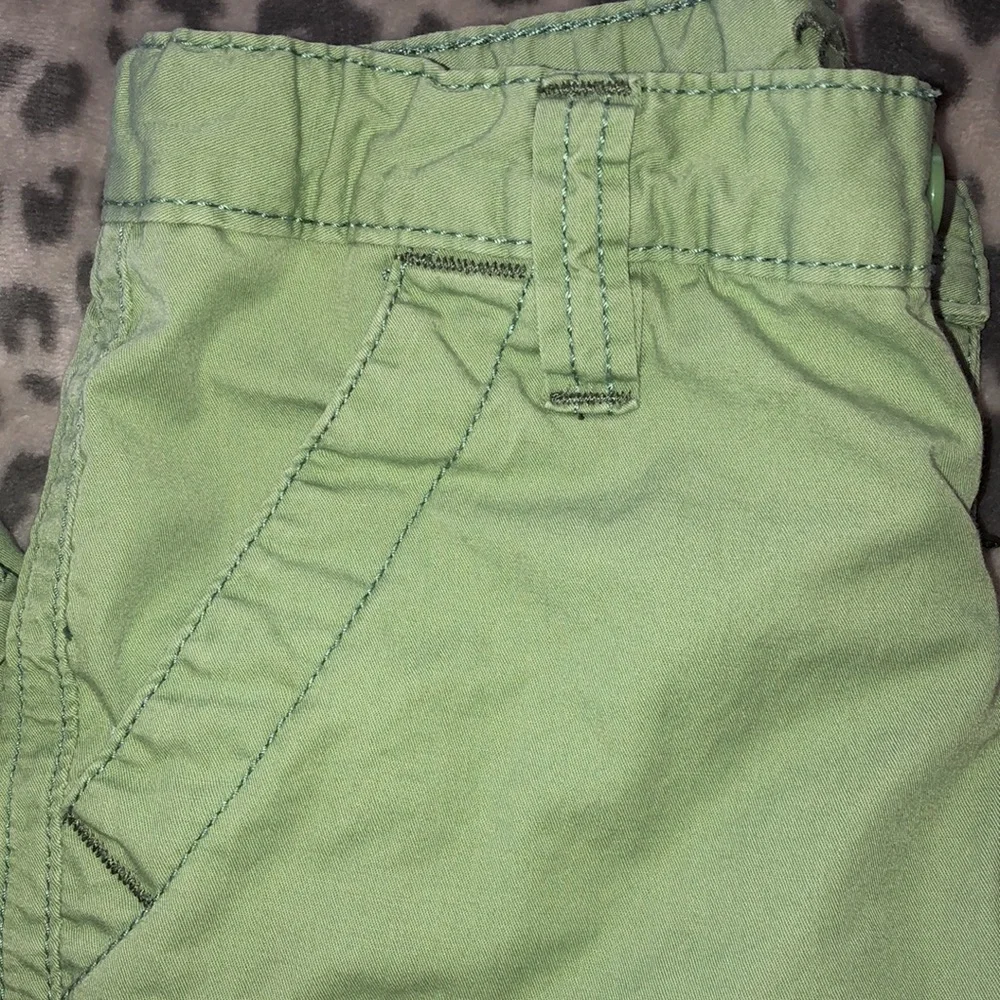 GapKids Green Lightweight Chino Pants Wide Leg Size 8 Regular